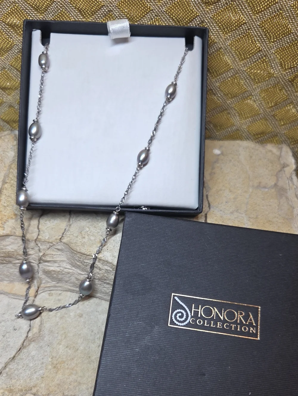 Superb Quality Real Silver Pearl Station Necklace HONORA Italy